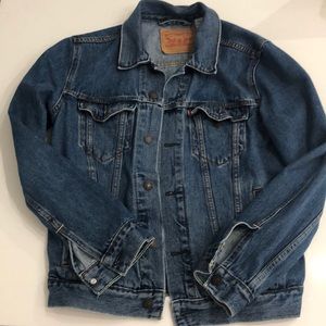 Levi’s Denim / Jean Jacket